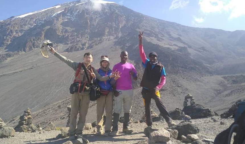 8日間 キリマンジャロ登山 machame route — 1