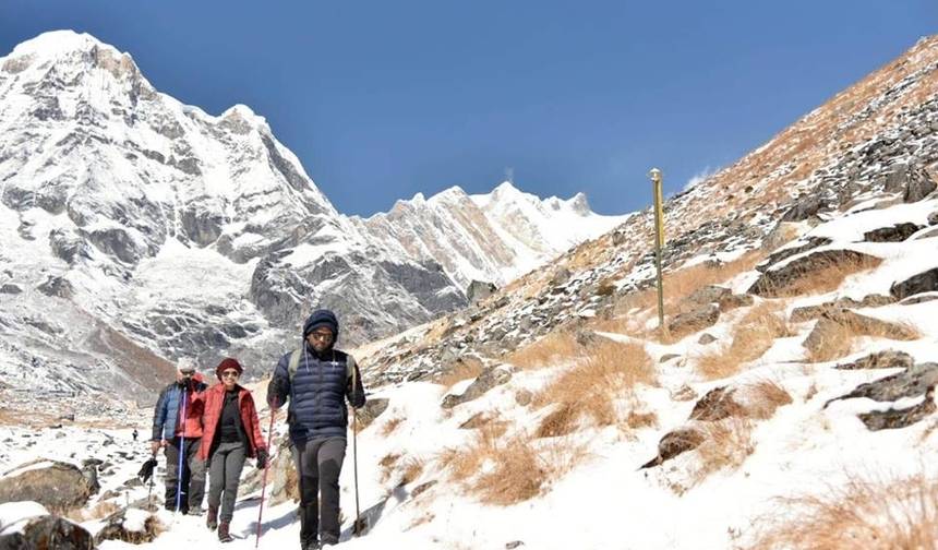 Caminhada ao Acampamento Base de Annapurna - 12 Dias — 1