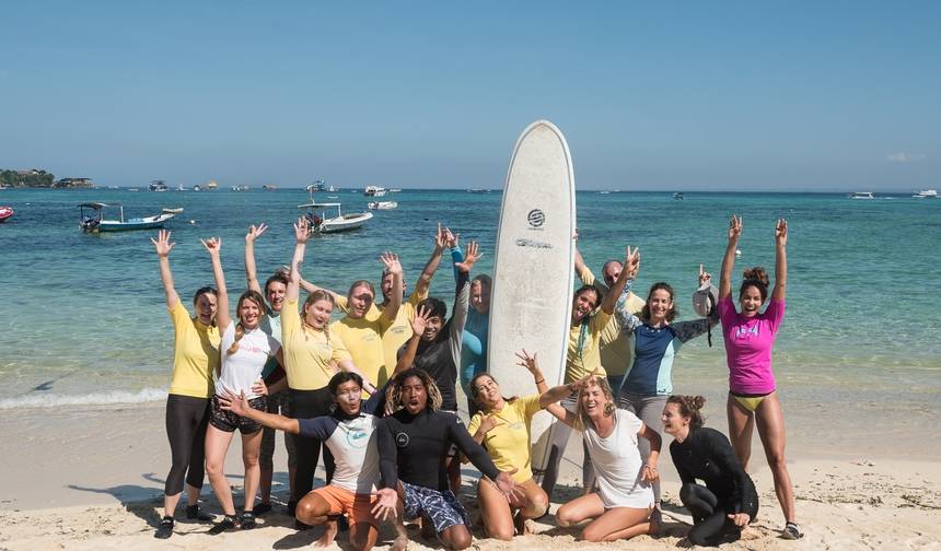 4 dias de Retiro de Surf e Yoga em Nusa Lembongan — 1