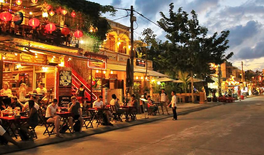 12 Dias Impressionantes no Vietnã, Partindo da Cidade de Ho Chi Minh — 1