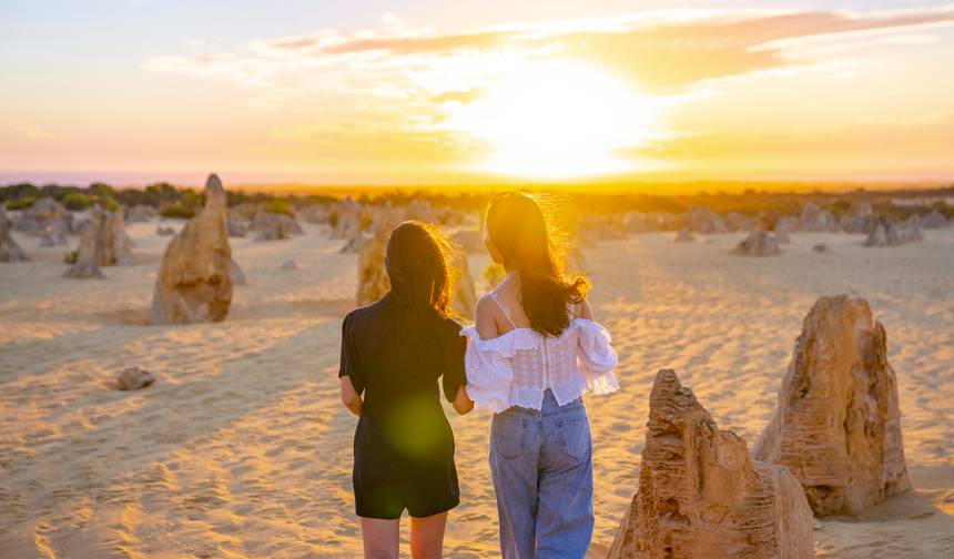 Pinnacles Sunset Stargazing Tour with Dinner — 1