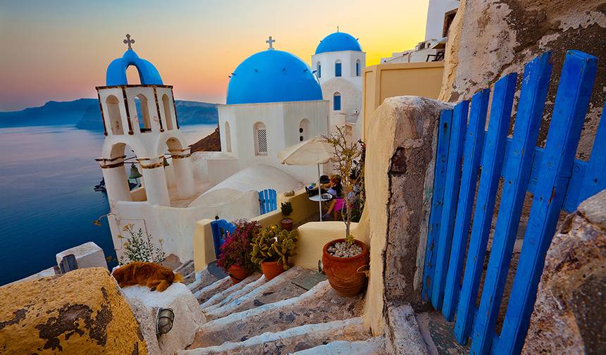 Greek Island Wanderer — 1