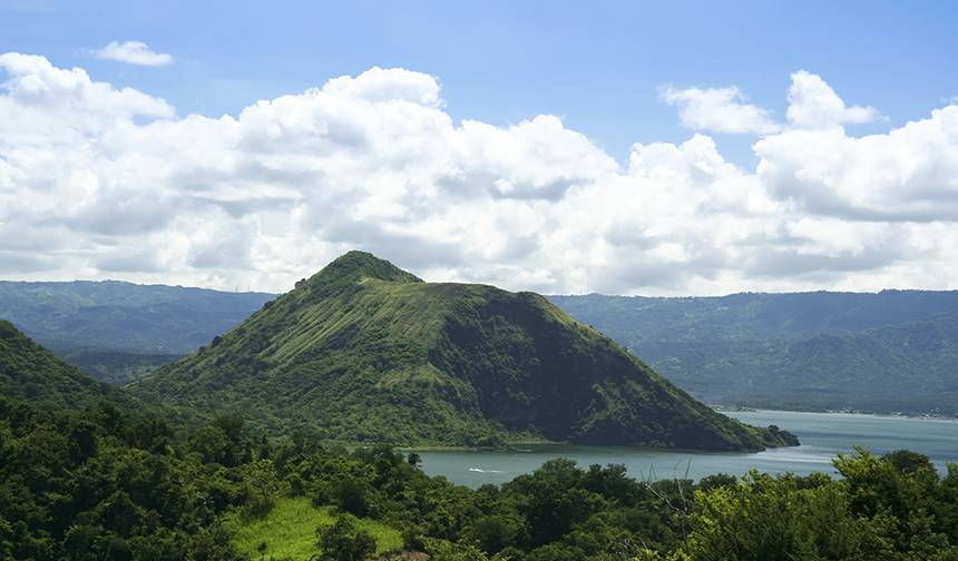 North Philippines Explorer — 1