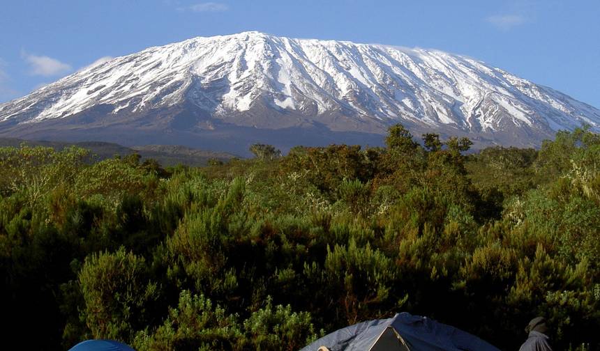 Suba o Kilimanjaro: 8 Dias Rota Marangu — 1