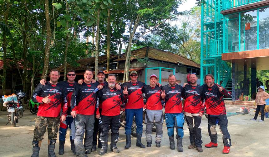 Passeio de Moto Aventureiro no Vietnã pela Trilha Ho Chi Minh via Planaltos Centrais — 1