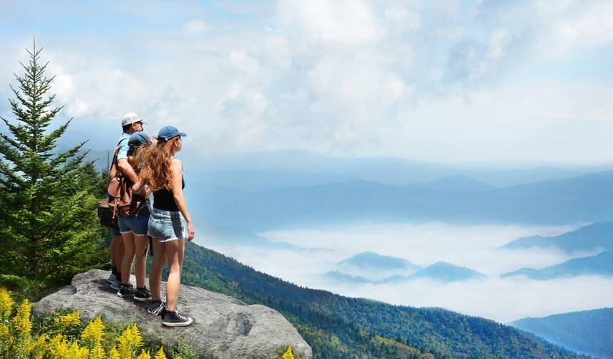 Região de Bluegrass e as Montanhas Great Smoky, apresentando Louisville, Lexington, Gatlinburg e Asheville (De Louisville, KY a Asheville, NC) (2026) — 1