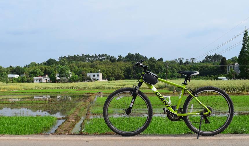 Viagem de Bicicleta de 9 Dias pelo Reino dos Pandas, Província de Sichuan, China — 1