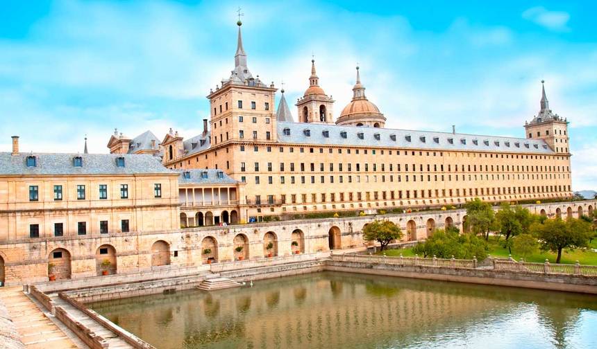 Paryż, Lourdes i Madryt — 1