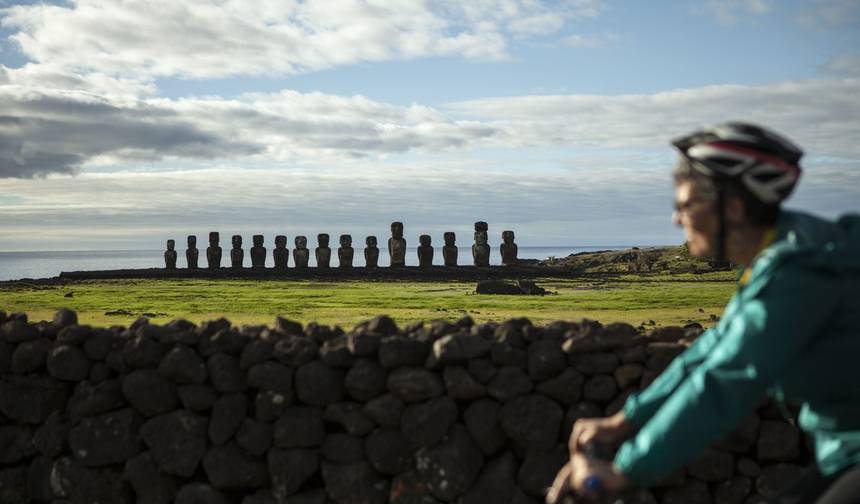 Ilha de Páscoa: Arqueologia e Pôr do Sol com Moais — 1