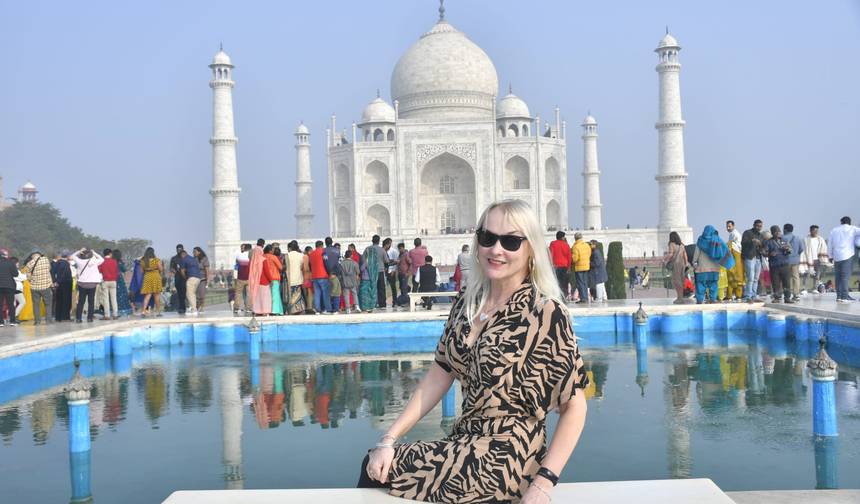Passeio Local de Dia Inteiro em Agra com Carro Particular Tudo Incluído — 1