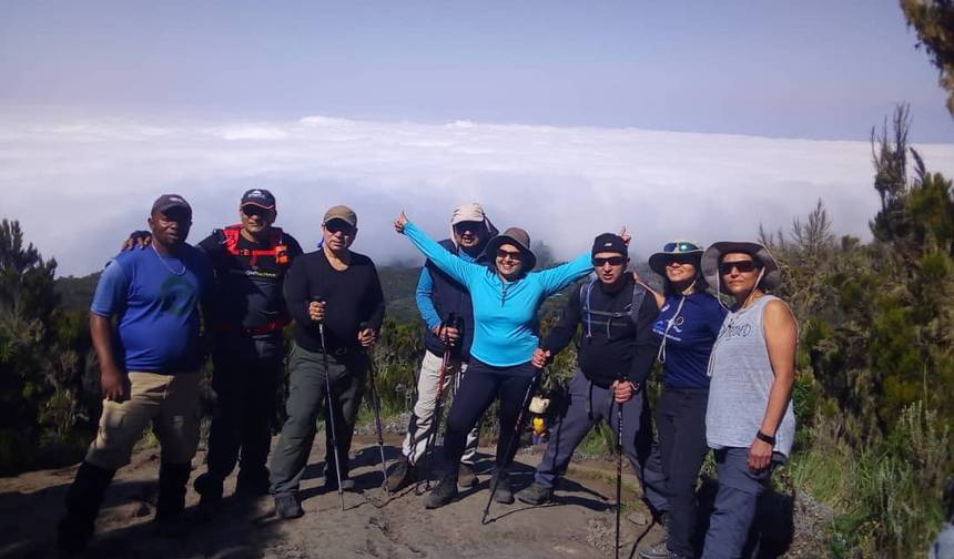 Wspinaczka na Kilimandżaro, Trasa Lemosho, 7-dniowy trekking, 9-dniowa wycieczka — 1