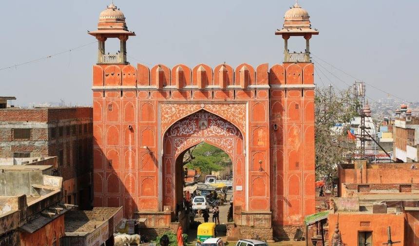Golden Triangle with Haridwar and Rishikesh, Supersaver — 1