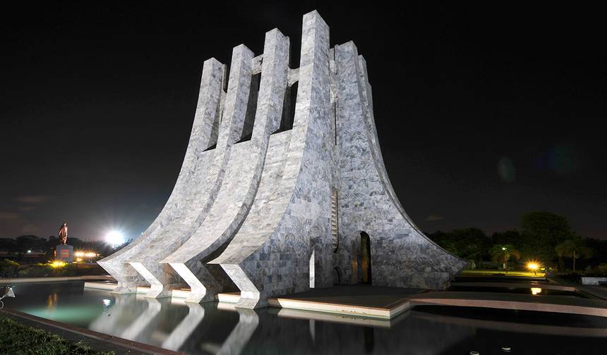 Explore Ghana & Cote D’Ivoire – 10 Days — 1
