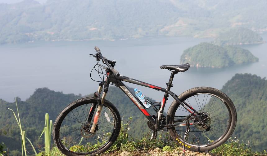 北ベトナム自転車ブリッツ — 1