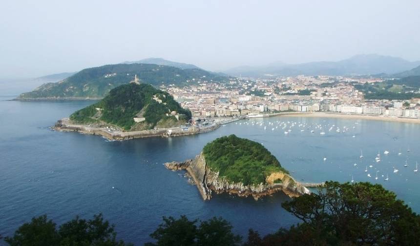 Norte da Espanha. San Sebastián a Santander. 7 Noites. Autoguiado. — 1