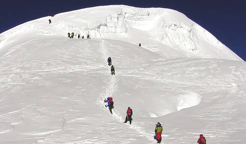 Mera Peak Climbing 18 Days — 1
