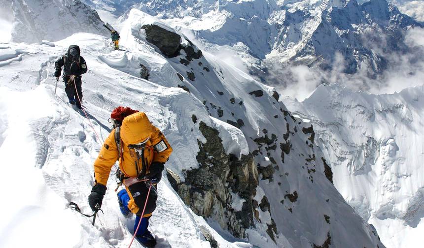 Ama Dablam Expedition - 30 Days — 1