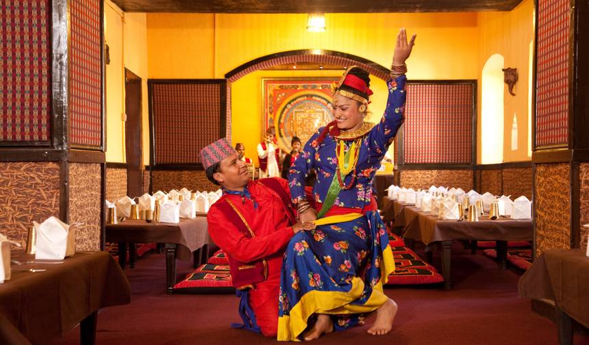 Jantar Típico Nepalês com Espetáculo de Dança Cultural — 1