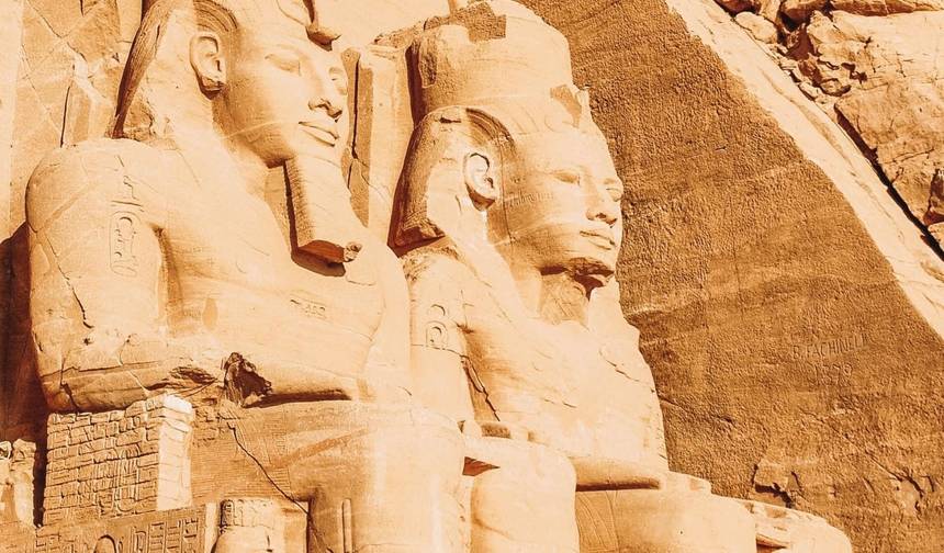 Pirâmides, Cruzeiro no Nilo e Abu Simbel — 1