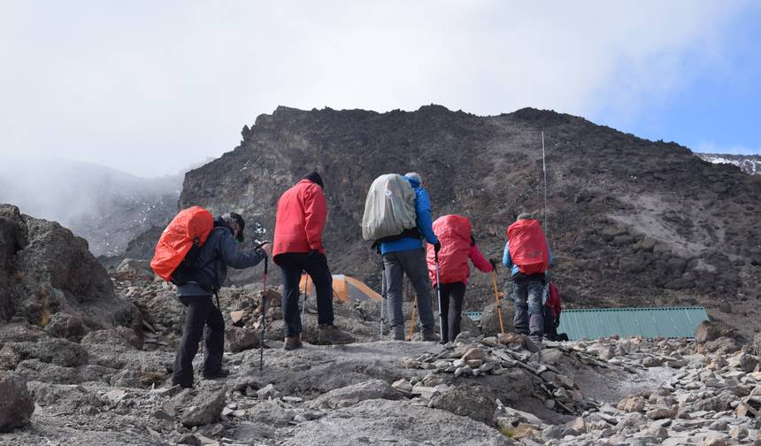 7 Dias: Trekking no Kilimanjaro - Rota Machame — 1