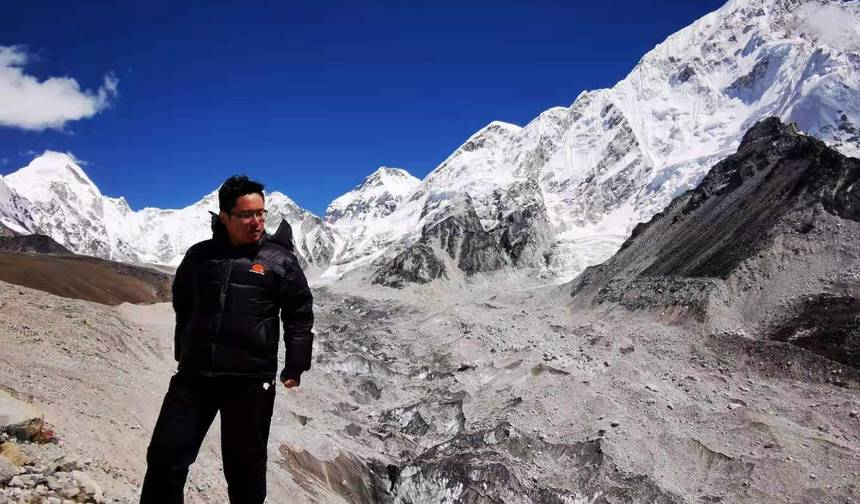 Trek do Bazy pod Mount Everest 16 dni dla Seniorów — 1