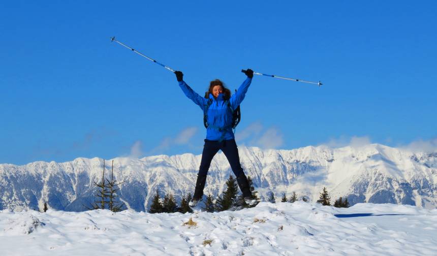 Caminhada com Raquetes de Neve nos Alpes Romenos — 1