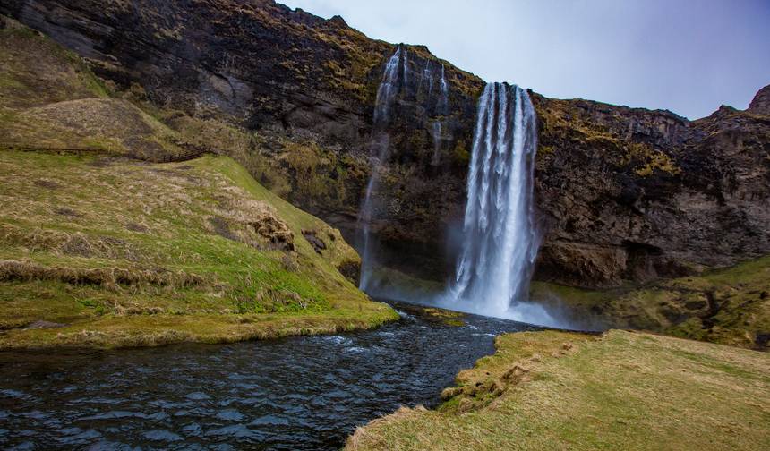 アイスランド家族旅行：間欠泉、氷河、フィヨルド ナショナル ジオグラフィック — 1