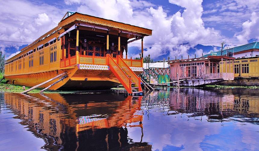 Kashmir "Heaven on Earth" — 1