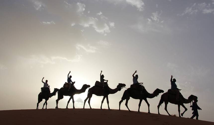 رحلة صحراوية لمدة 3 أيام من فاس إلى مراكش – ركوب الجمال ومخيم الصحراء — 1