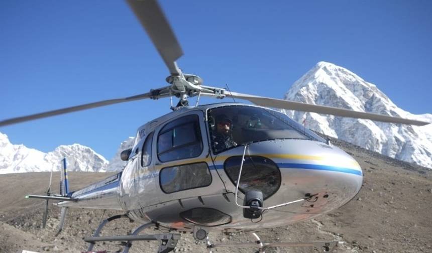 Caminhada ao Acampamento Base do Everest via Lagos Gokyo e Passagem Cho La — 1