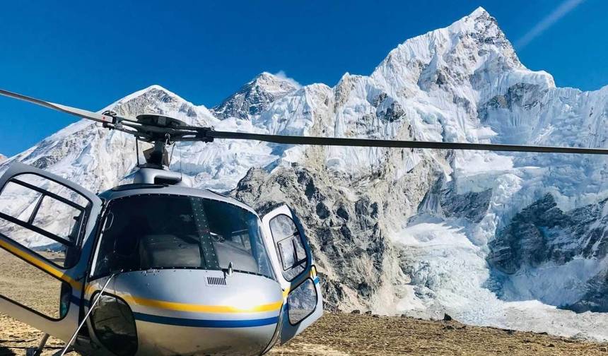 Trek helikopterem do Bazy pod Mount Everestem — 1