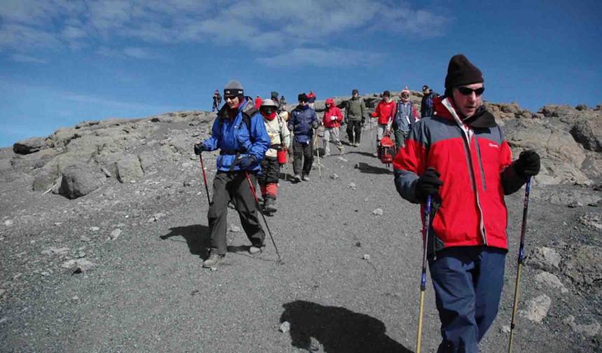 Subida de 6 Dias ao Kilimanjaro pela Rota Machame — 1