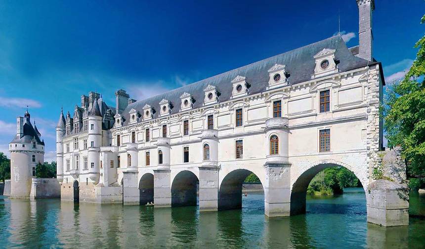 Cycle the Loire Valley — 1