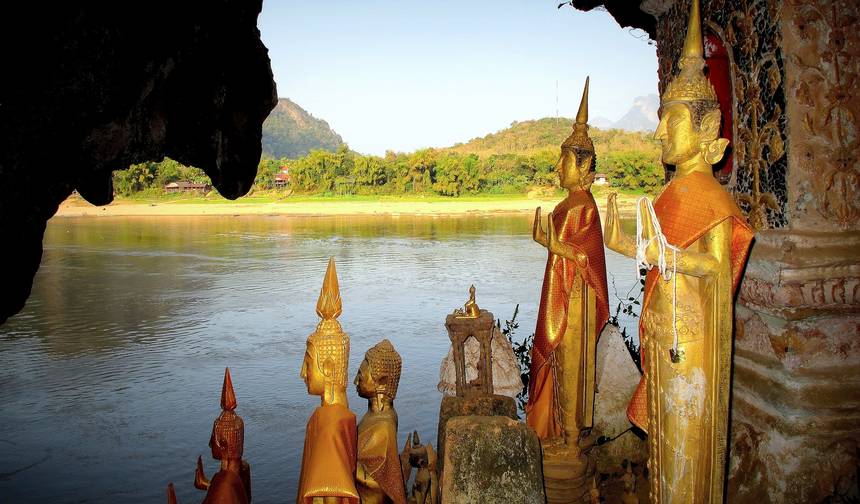 أفضل جولة عائلية في Luang Prabang إلى شلالات Kuangsi وكهف Pak Ou — 1