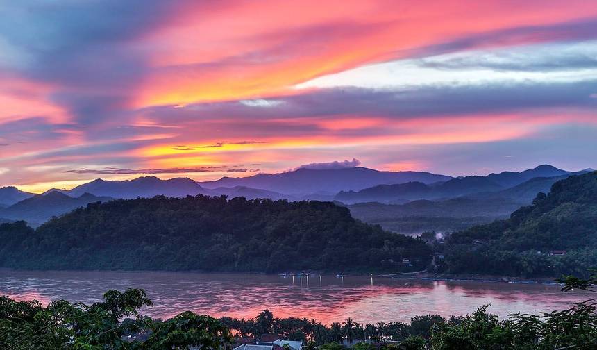 Laos – wycieczka objazdowa najważniejszych atrakcji z Vientiane przez Xieng Khouang, Równinę Dzbanów do Luang Prabang — 1