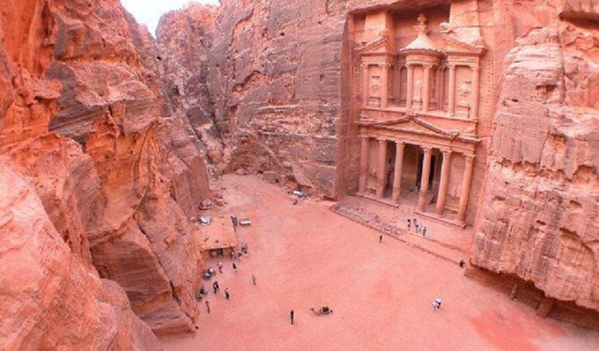 Petra and Wadi Rum Tour For 02 days - 01 Night from Eilat Border (ELT-JHT-004) — 1