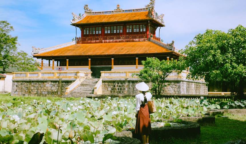 Explore Central Vietnam within 5 days 4 nights — 1