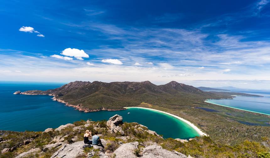 Contrasts of Australia and New Zealand — 1
