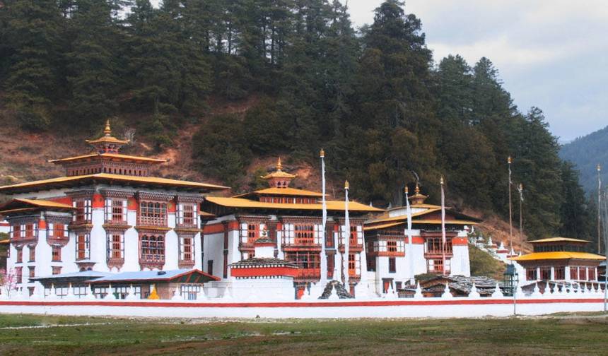 Bhutan Tour 6N/7D — 1