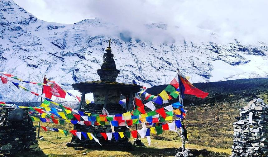 Trekking po Manaslu i Dolinie Tsum — 1