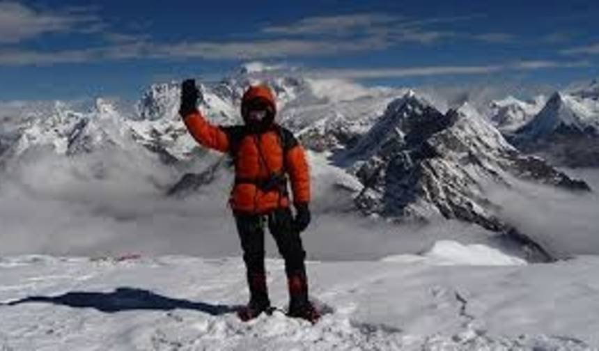 メラピーク登山 21日間 — 1