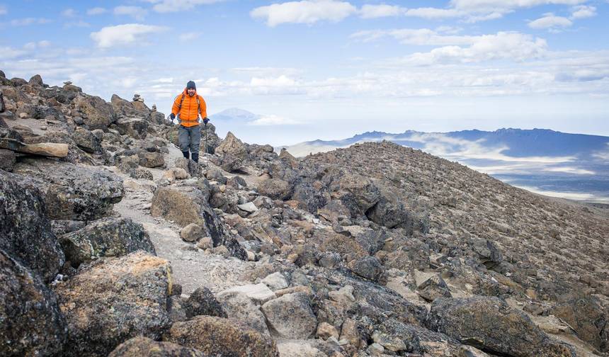 ウンブウェルートを通る8日間のキリマンジャロ登山 — 1