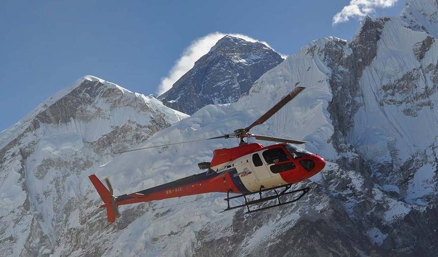 Caminhada ao Acampamento Base do Everest com Voo de Helicóptero de Gorakshep — 1