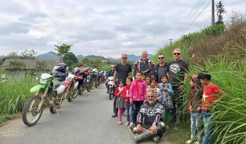 Espetacular Passeio de Moto pelo Norte até Ha Giang via Ba Be, Cao Bang, Dong Van — 1