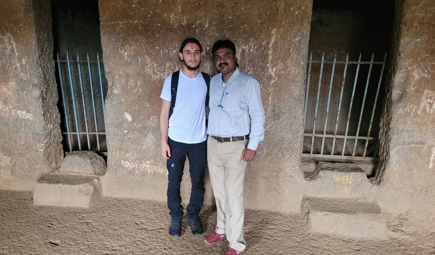 Lonavalaエクスカーション：ムンバイ発、カーラ石窟とバジャ石窟日帰りツアー — 1