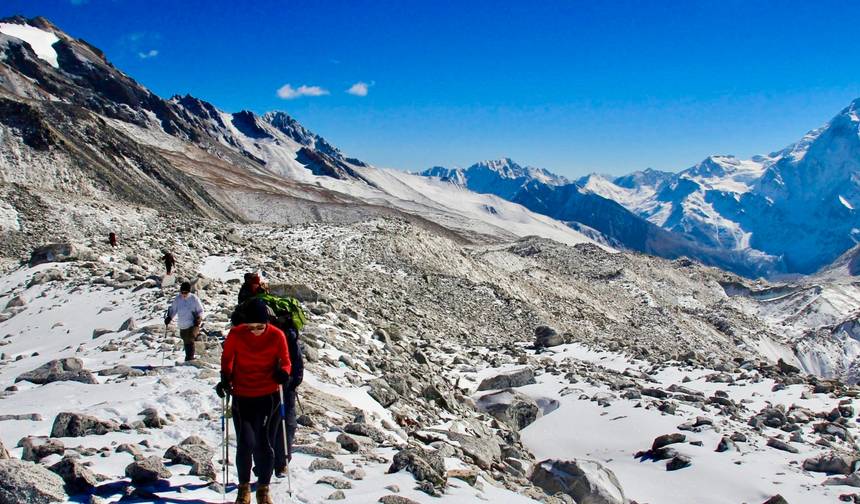 Trek wokół Manaslu - 9 dni — 1