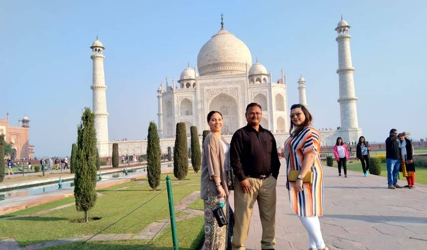 Excursão Noturna de 2 Dias em Agra com Hotéis 5 Estrelas — 1