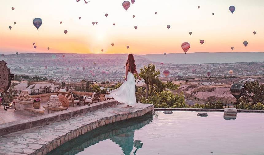Escapada Encantadora à Capadócia – 3 Dias de Experiência em Hotel Caverna e Balão Opcional — 1