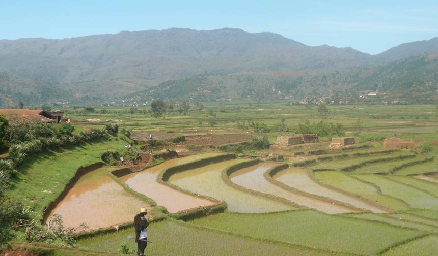 Expedição em Andringitra Combinada com a Terra Atemporal de Makay — 1