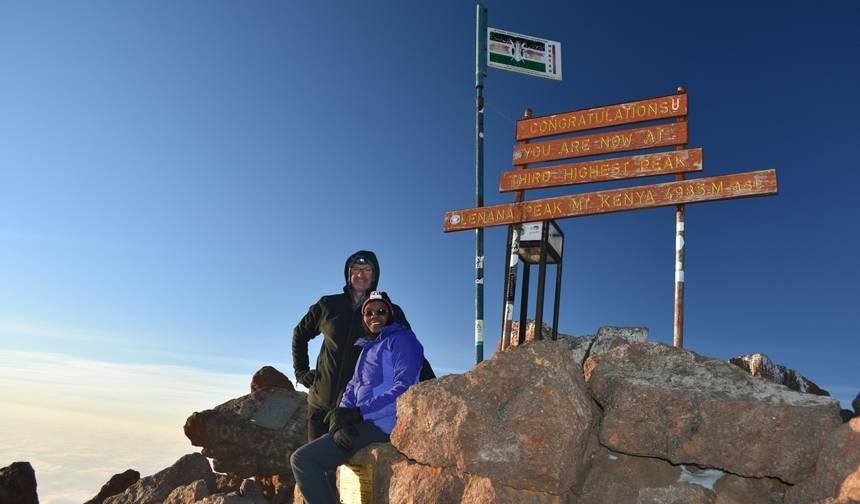 Caminhada ao Monte Quênia (Rota Sirimon) 4D/3N — 1